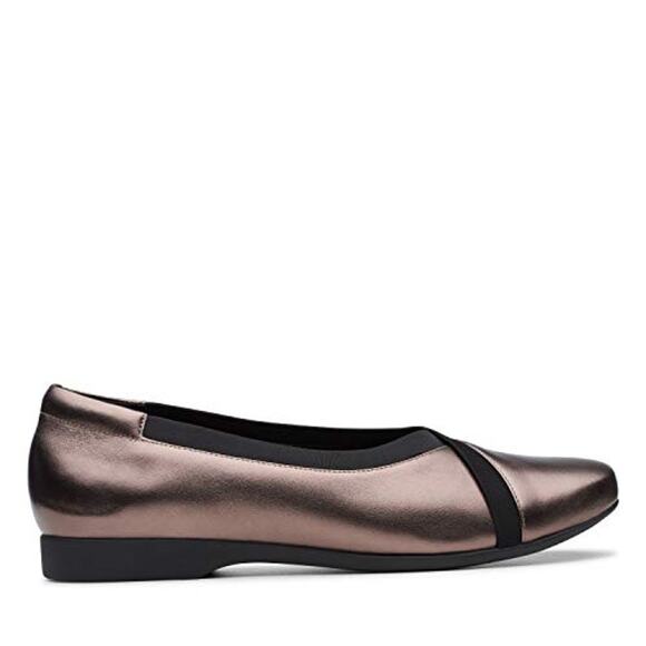 NWT Clarks Women's Un Darcey Ease Pebble Metallic Leather 7 M US - Picture 2 of 3
